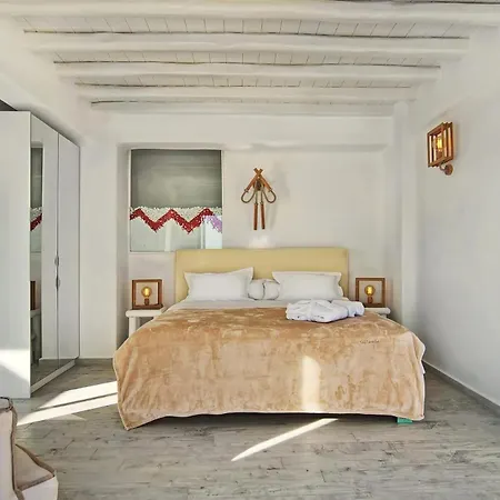M11 - Mykos - Luxury Oasis In Kastro Mykonos Town