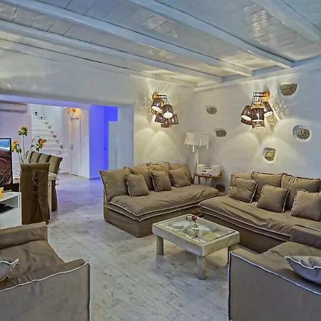 M11 - Mykos - Luxury Oasis In Kastro Mykonos Town