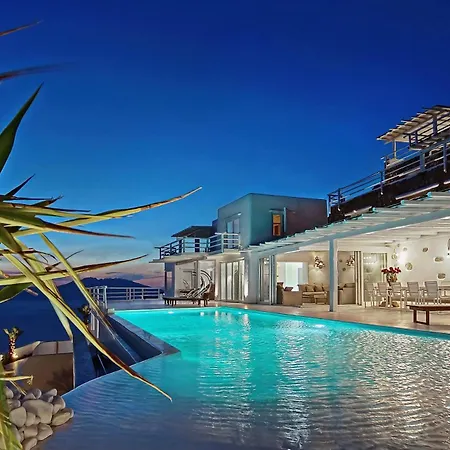 M11 - Mykos - Luxury Oasis In Kastro * Mykonos Town
